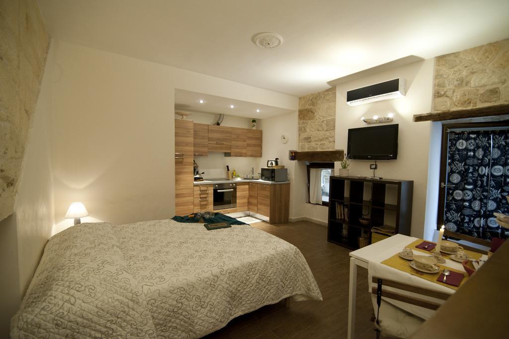B&B La Uascezze Bari Pokoj fotografie